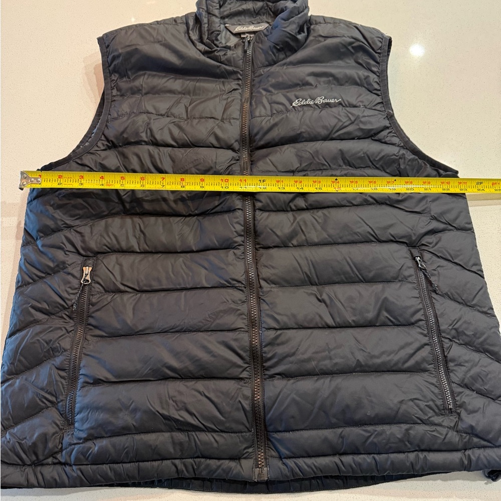 Eddie Bauer Men's Black Puffer Vest Size Large - Picture 4 of 10